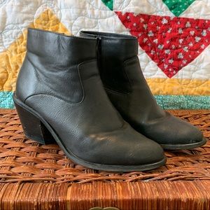 Ecote black booties